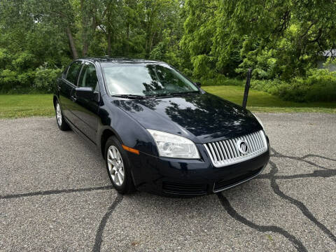 2009 Mercury Milan for sale at Greystone Auto Group in Grand Rapids MI