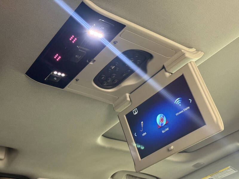 2020 Cadillac Escalade Luxury