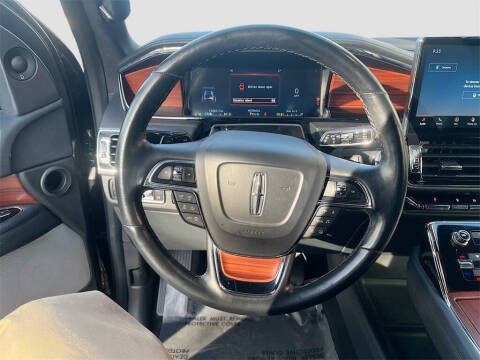 2023 Lincoln Navigator L Reserve