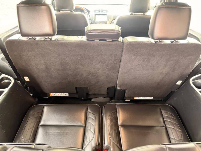 2019 Ford Explorer Platinum