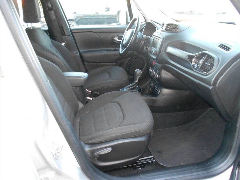 2017 Jeep Renegade Altitude