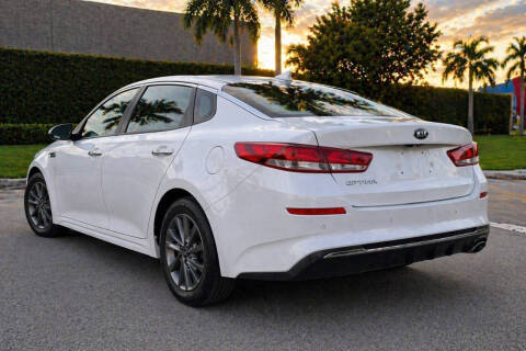2019 Kia Optima LX