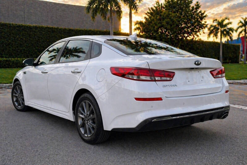 2019 Kia Optima LX