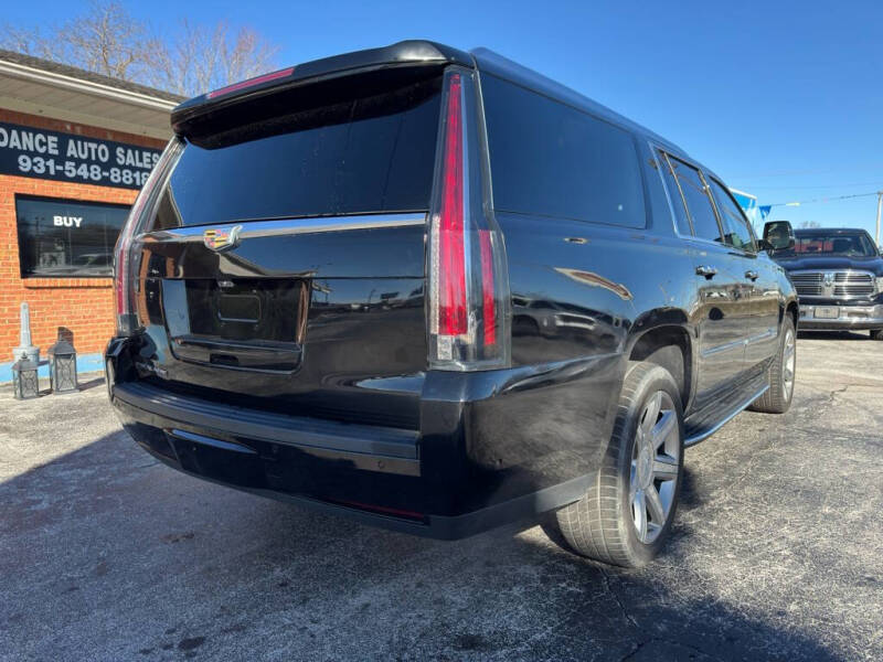 2018 Cadillac Escalade ESV Luxury