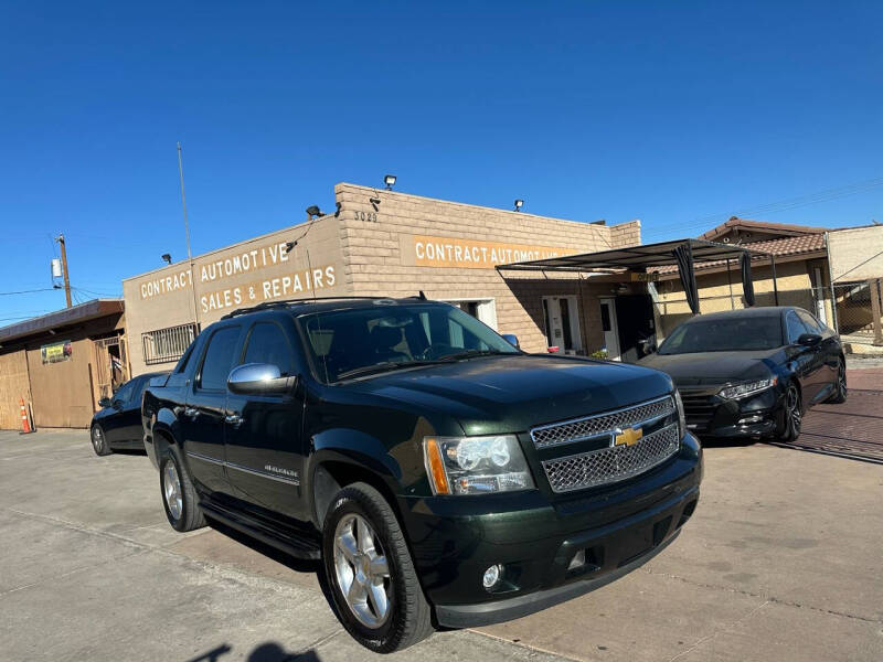 2013 Chevrolet Avalanche for sale at CONTRACT AUTOMOTIVE in Las Vegas NV