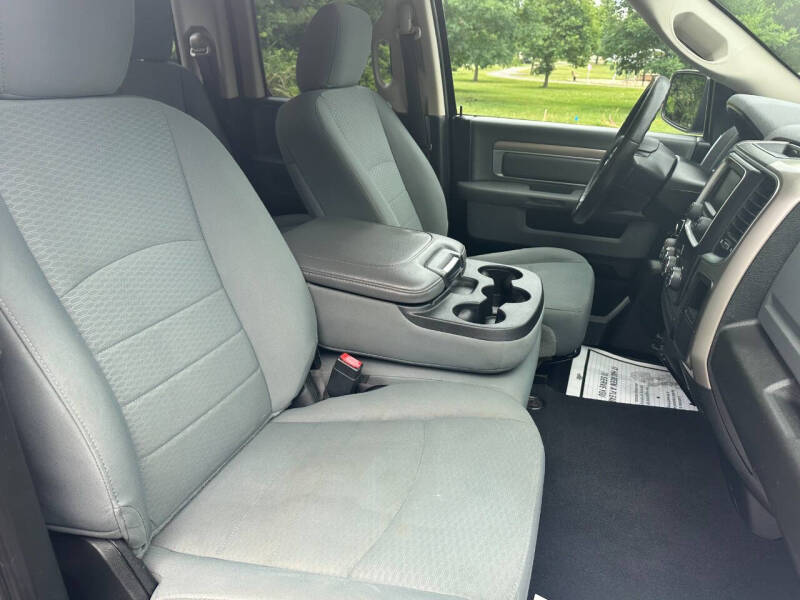 2018 RAM 1500 SLT