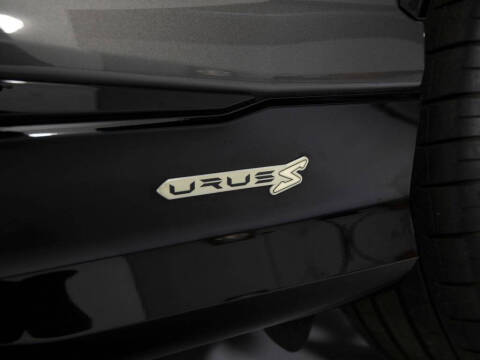 2024 Lamborghini Urus S