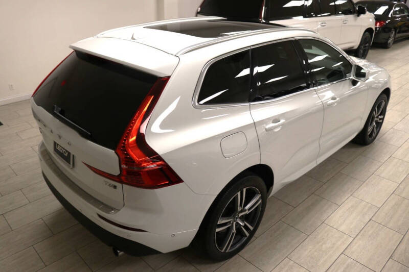 2019 Volvo XC60 T5 Momentum