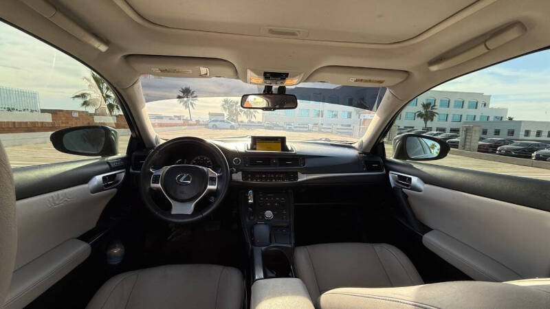 2012 Lexus CT 200h Premium