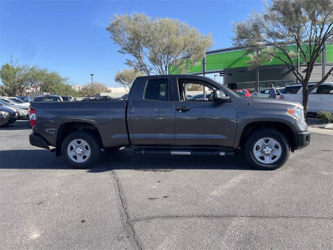 2014 Toyota Tundra SR