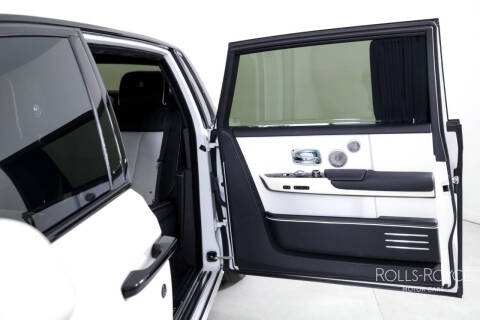2022 Rolls-Royce Phantom EWB
