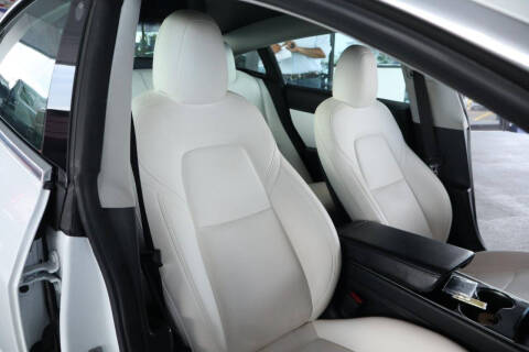 2020 Tesla Model 3 Long Range