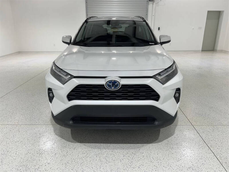 2023 Toyota RAV4 Hybrid XLE Premium