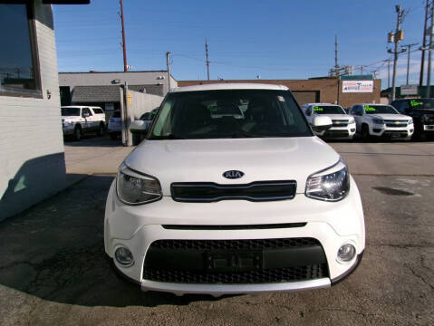 2018 Kia Soul +