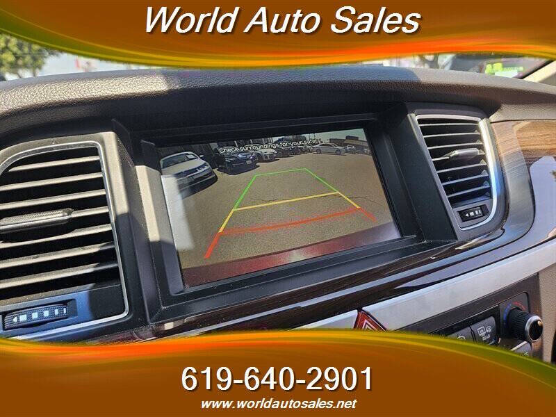 2015 Hyundai Genesis