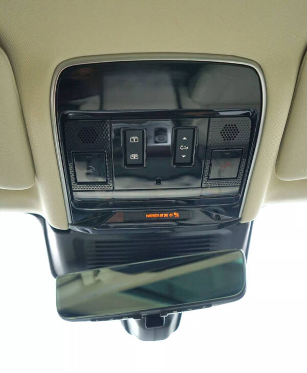 2023 Land Rover Range Rover P400 SE