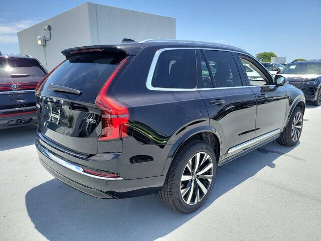 2026 Volvo XC90 B5 Core