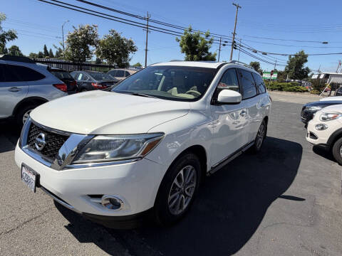 2013 Nissan Pathfinder SL