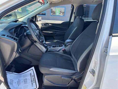 2016 Ford Escape S
