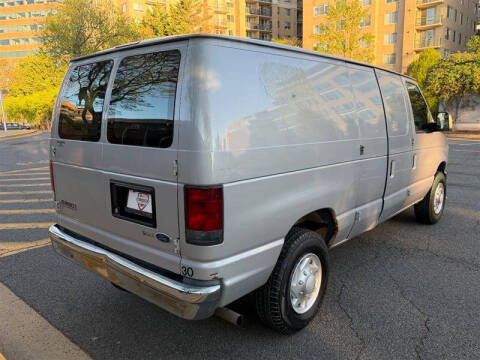 2009 Ford E-Series E-250