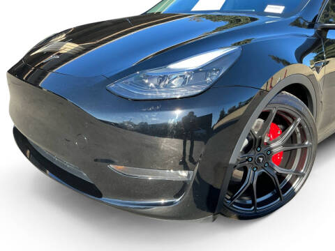 2023 Tesla Model Y Performance