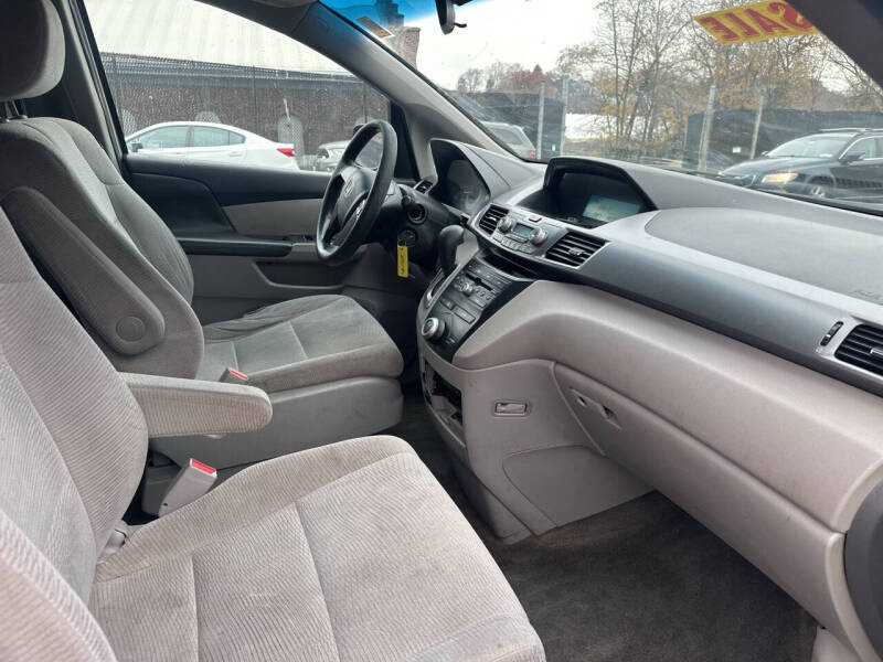 2011 Honda Odyssey LX