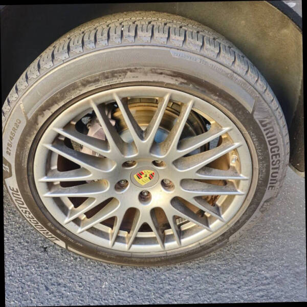 2018 Porsche Cayenne Platinum Edition