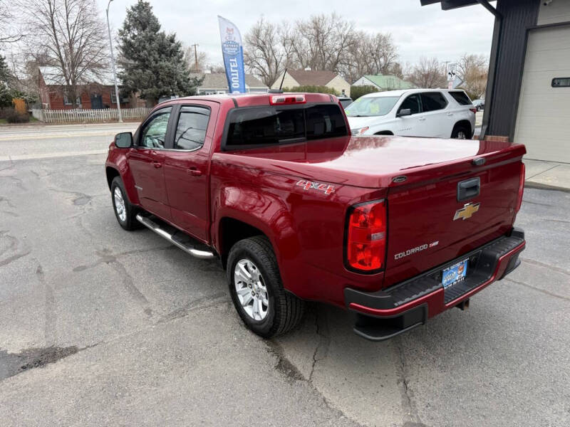 2019 Chevrolet Colorado LT - Photo 2