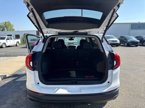 2022 GMC Terrain SLE