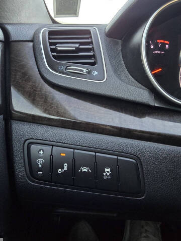 2014 Kia Cadenza Premium