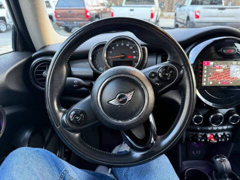 2015 MINI Hardtop 2 Door Cooper