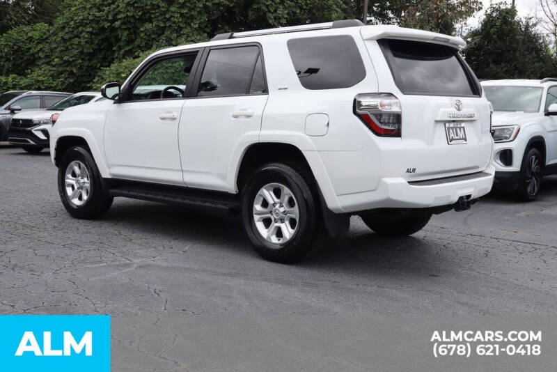 2024 Toyota 4Runner SR5