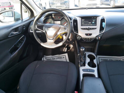 2018 Chevrolet Cruze LS Auto