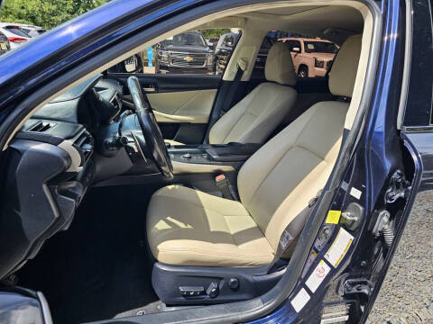 2017 Lexus IS 200t