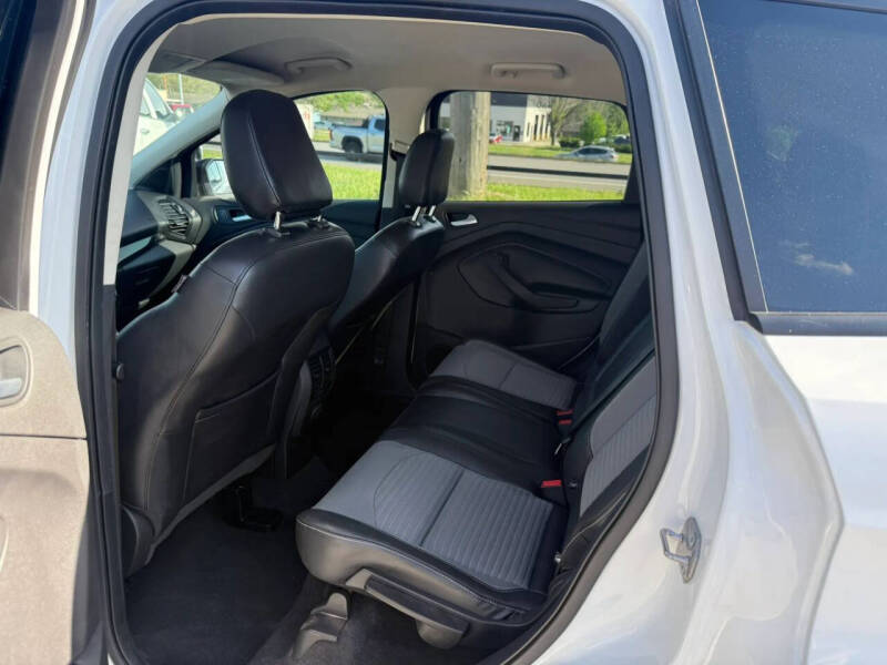 2019 Ford Escape SE