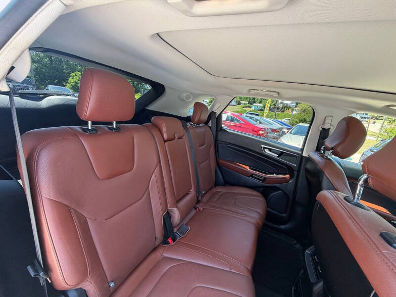 2017 Ford Edge Titanium