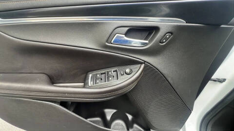 2019 Chevrolet Impala LT