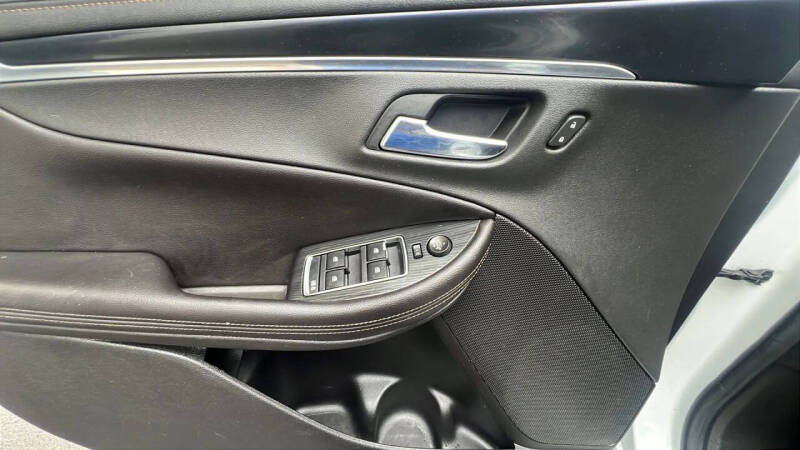 2019 Chevrolet Impala LT