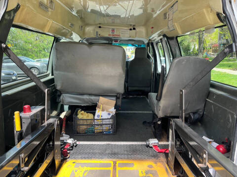 2011 Ford E-Series E-150