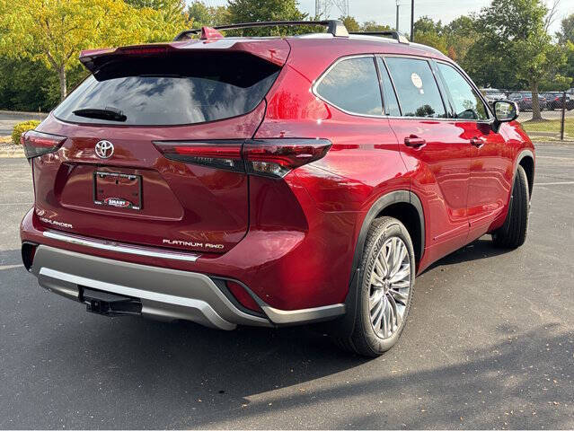 2025 Toyota Highlander Platinum