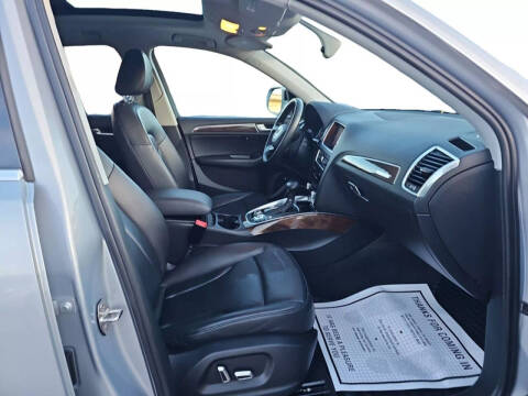 2016 Audi Q5 2.0T quattro Premium Plus