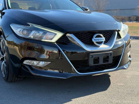 2016 Nissan Maxima