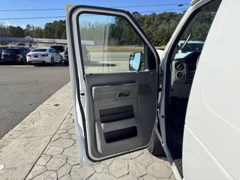 2012 Ford E-Series E-150