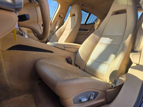 2011 Porsche Panamera