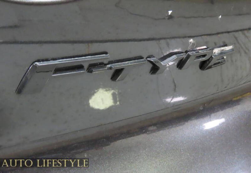 2014 Jaguar F-TYPE V8 S