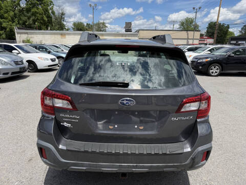 2018 Subaru Outback 2.5i