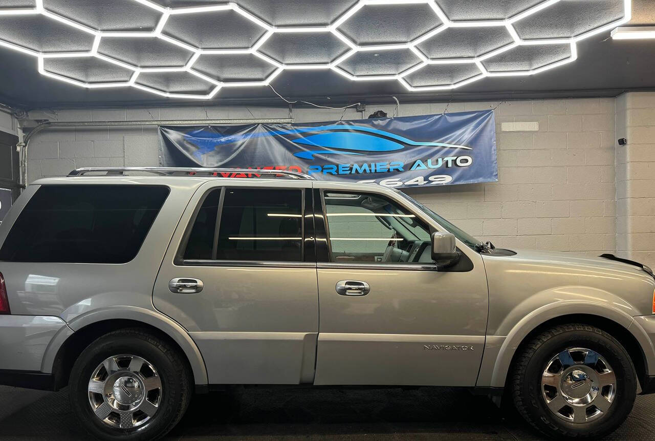 2006 Lincoln Navigator for sale at Advanced Premier Auto in Hillsboro, OR