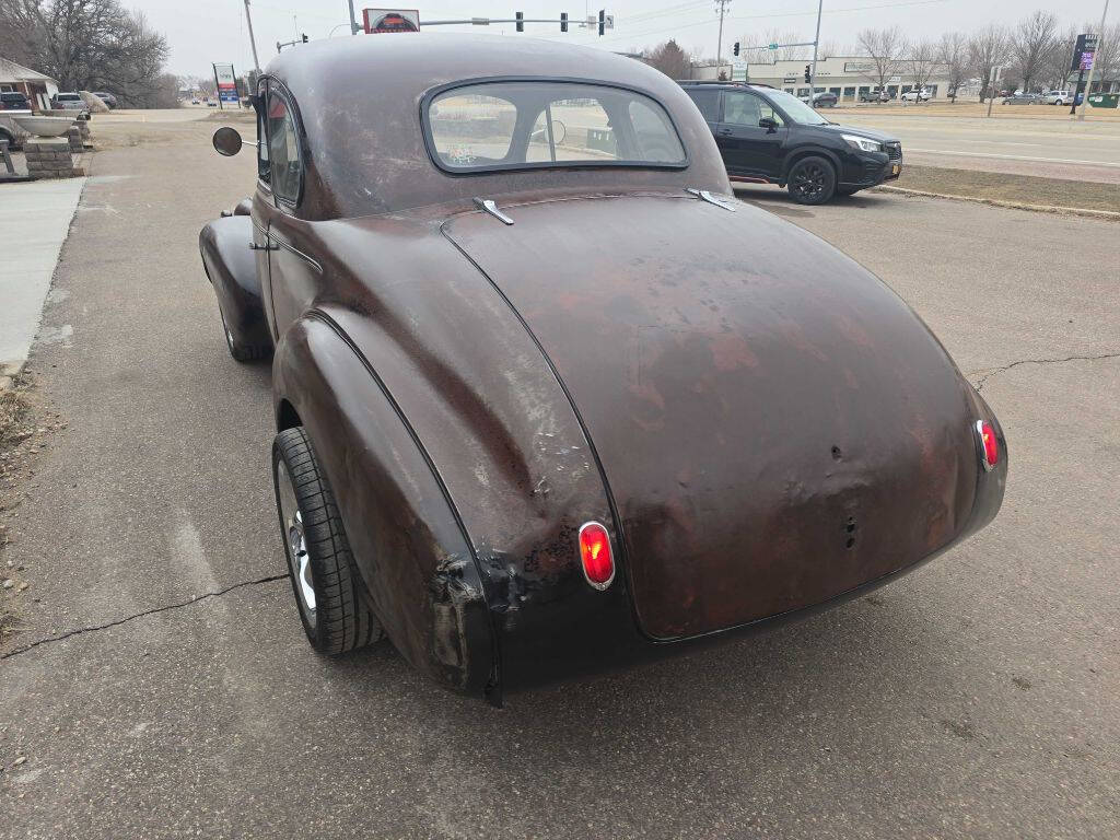 1940 Chevrolet Master Deluxe 10