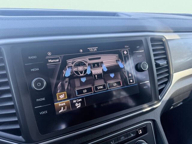 2021 Volkswagen Atlas Cross Sport V6 SE R-Line