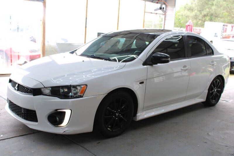 2017 Mitsubishi Lancer LE